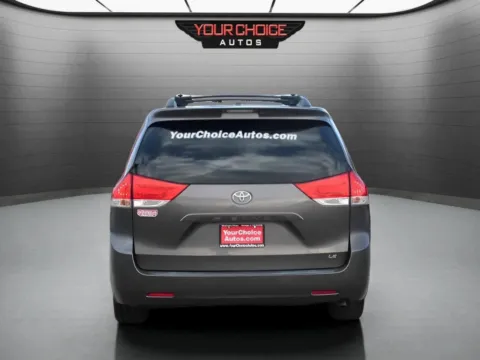 More photos of 2012 Toyota Sienna LE Mobility 7 Passenger 4dr Mini Van at Your Choice Autos - Waukegan, IL