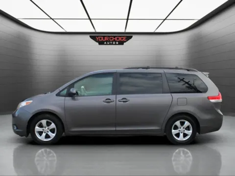 More photos of 2012 Toyota Sienna LE Mobility 7 Passenger 4dr Mini Van at Your Choice Autos - Waukegan, IL