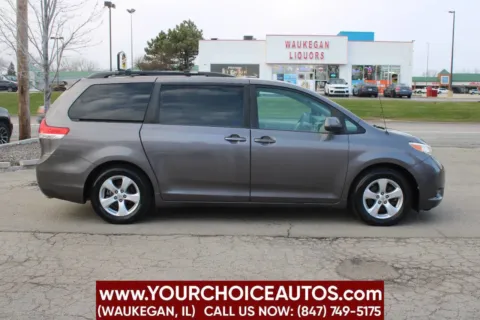 More photos of 2012 Toyota Sienna LE Mobility 7 Passenger 4dr Mini Van at Your Choice Autos - Waukegan, IL