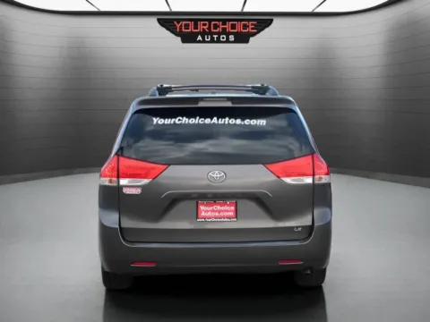 More photos of 2012 Toyota Sienna LE Mobility 7 Passenger 4dr Mini Van at Your Choice Autos - Waukegan, IL