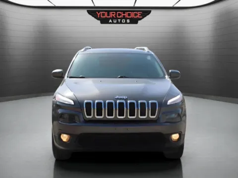 Another view of 2016 Jeep Cherokee Latitude for sale in Waukegan, IL at Your Choice Autos - Waukegan