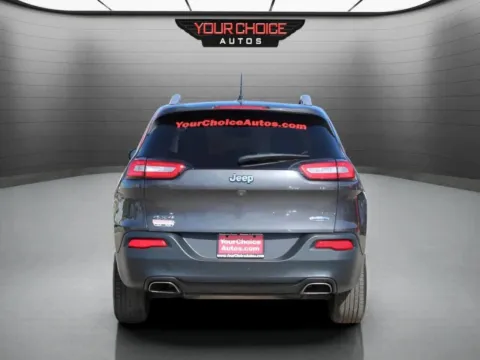 More photos of 2016 Jeep Cherokee Latitude at Your Choice Autos - Waukegan, IL