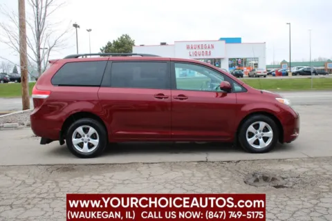 More photos of 2011 Toyota Sienna LE 7 Passenger Auto Access Seat 4dr Mini Van at Your Choice Autos - Waukegan, IL