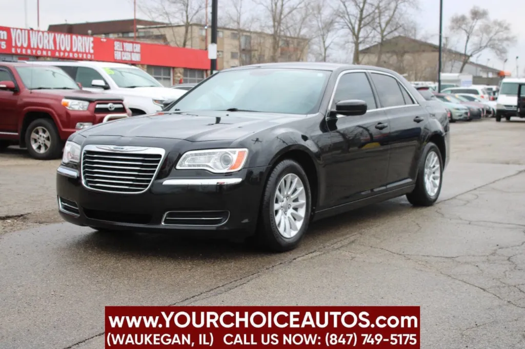 2013 Chrysler 300 Base 4dr Sedan for sale in Waukegan, IL