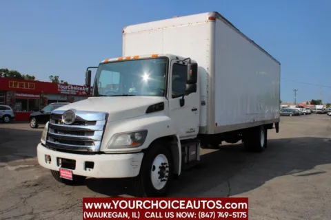 Another view of 2014 Hino 268 4X2 2dr Regular Cab 271 in. WB for sale in Waukegan, IL at Your Choice Autos - Waukegan