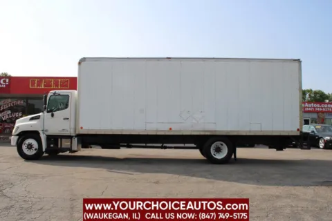More photos of 2014 Hino 268 4X2 2dr Regular Cab 271 in. WB at Your Choice Autos - Waukegan, IL