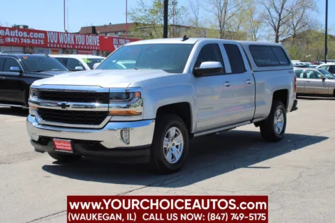 Silver 2018 Chevrolet Silverado 1500 LT for sale in Waukegan, IL