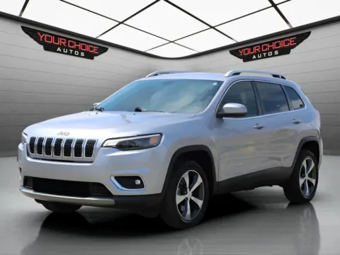 Silver 2019 Jeep Cherokee Limited for sale in Waukegan, IL