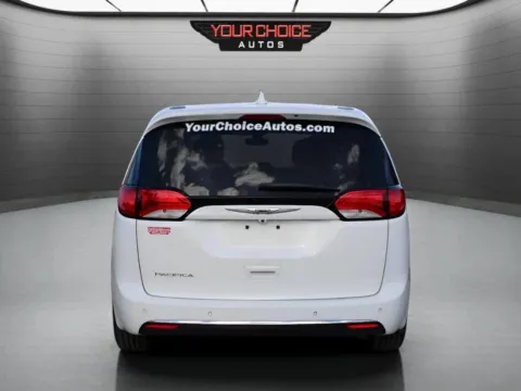 More photos of 2018 Chrysler Pacifica Touring Plus at Your Choice Autos - Waukegan, IL
