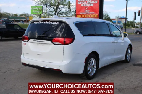More photos of 2018 Chrysler Pacifica Touring Plus at Your Choice Autos - Waukegan, IL
