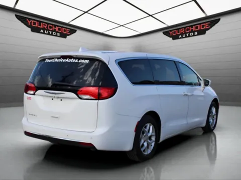 More photos of 2018 Chrysler Pacifica Touring Plus at Your Choice Autos - Waukegan, IL