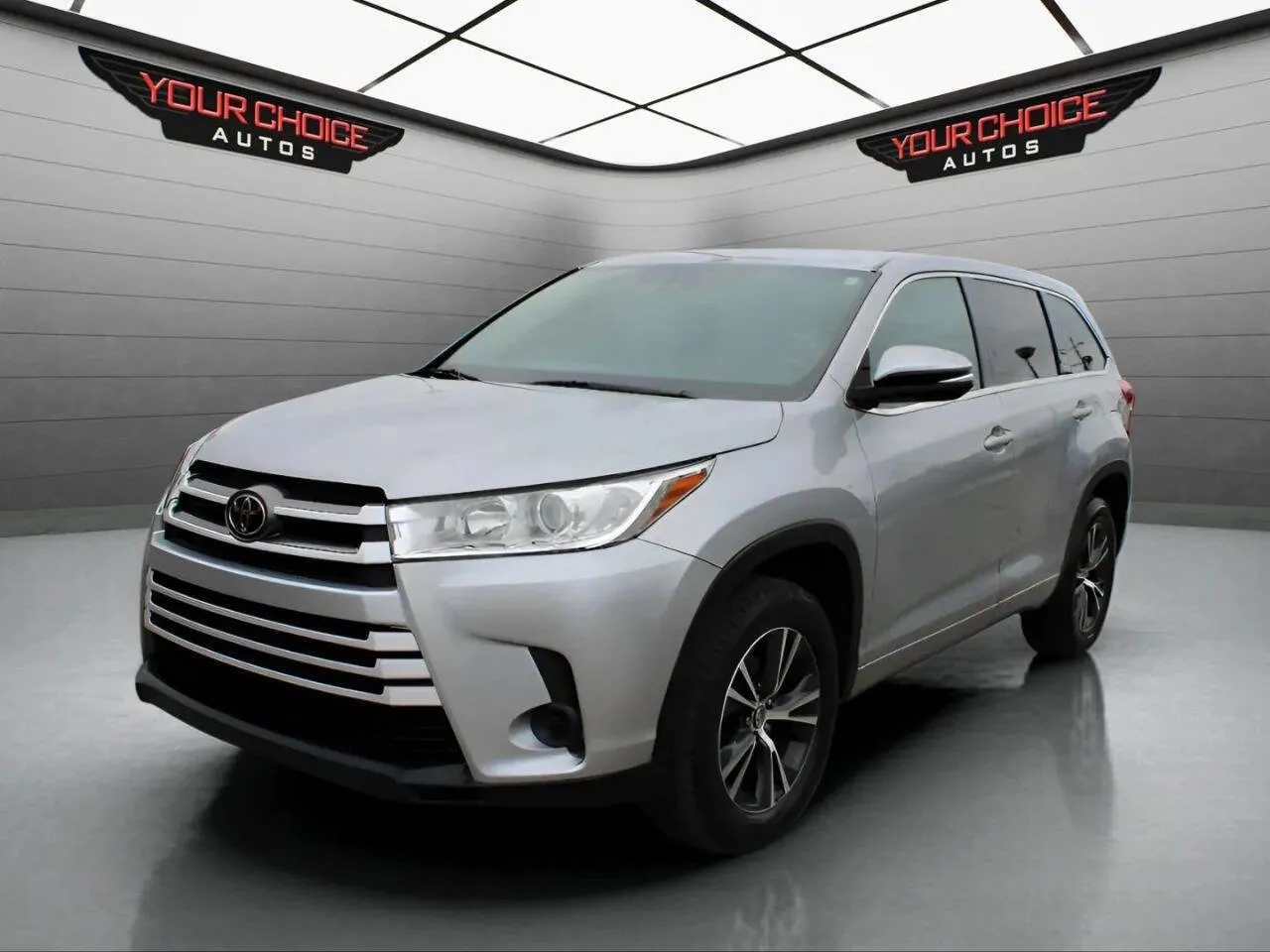 2017 Toyota Highlander LE for sale in Waukegan, IL