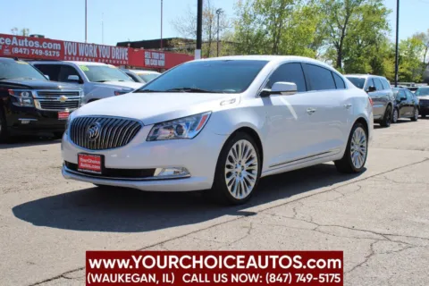 White 2016 Buick LaCrosse Premium II for sale in Waukegan, IL