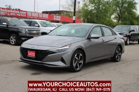Silver 2023 Hyundai Elantra SEL for sale in Waukegan, IL
