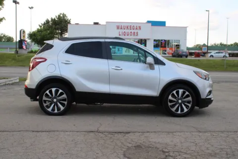 More photos of 2018 Buick Encore Essence at Your Choice Autos - Waukegan, IL