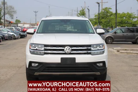 Photos of 2018 Volkswagen Atlas 2.0T SE 4dr SUV w/Technology for sale in Waukegan, IL at Your Choice Autos - Waukegan