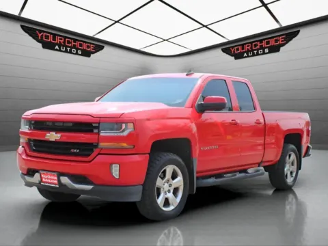 Red 2017 Chevrolet Silverado 1500 LT for sale in Waukegan, IL