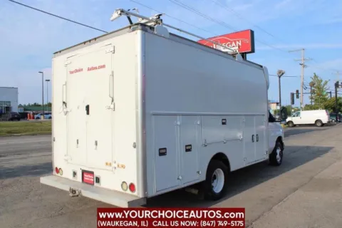 More photos of 2013 Ford Econoline Commercial Cutaway E 450 SD 2dr Commercial/Cutaway/Chassis 158 176 in. WB at Your Choice Autos - Waukegan, IL