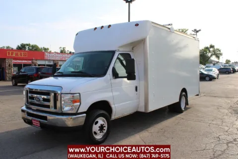 Photos of 2013 Ford Econoline Commercial Cutaway E 450 SD 2dr Commercial/Cutaway/Chassis 158 176 in. WB for sale in Waukegan, IL at Your Choice Autos - Waukegan