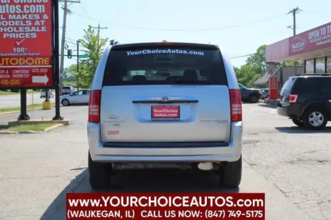 More photos of 2010 Chrysler Town & Country Touring at Your Choice Autos - Waukegan, IL