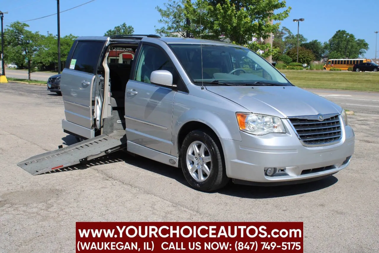 Silver 2010 Chrysler Town & Country Touring for sale in Waukegan, IL