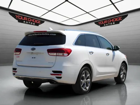 More photos of 2016 Kia Sorento SX at Your Choice Autos - Waukegan, IL