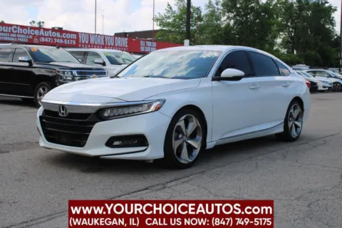 White 2018 Honda Accord Sedan Touring 1.5T for sale in Waukegan, IL