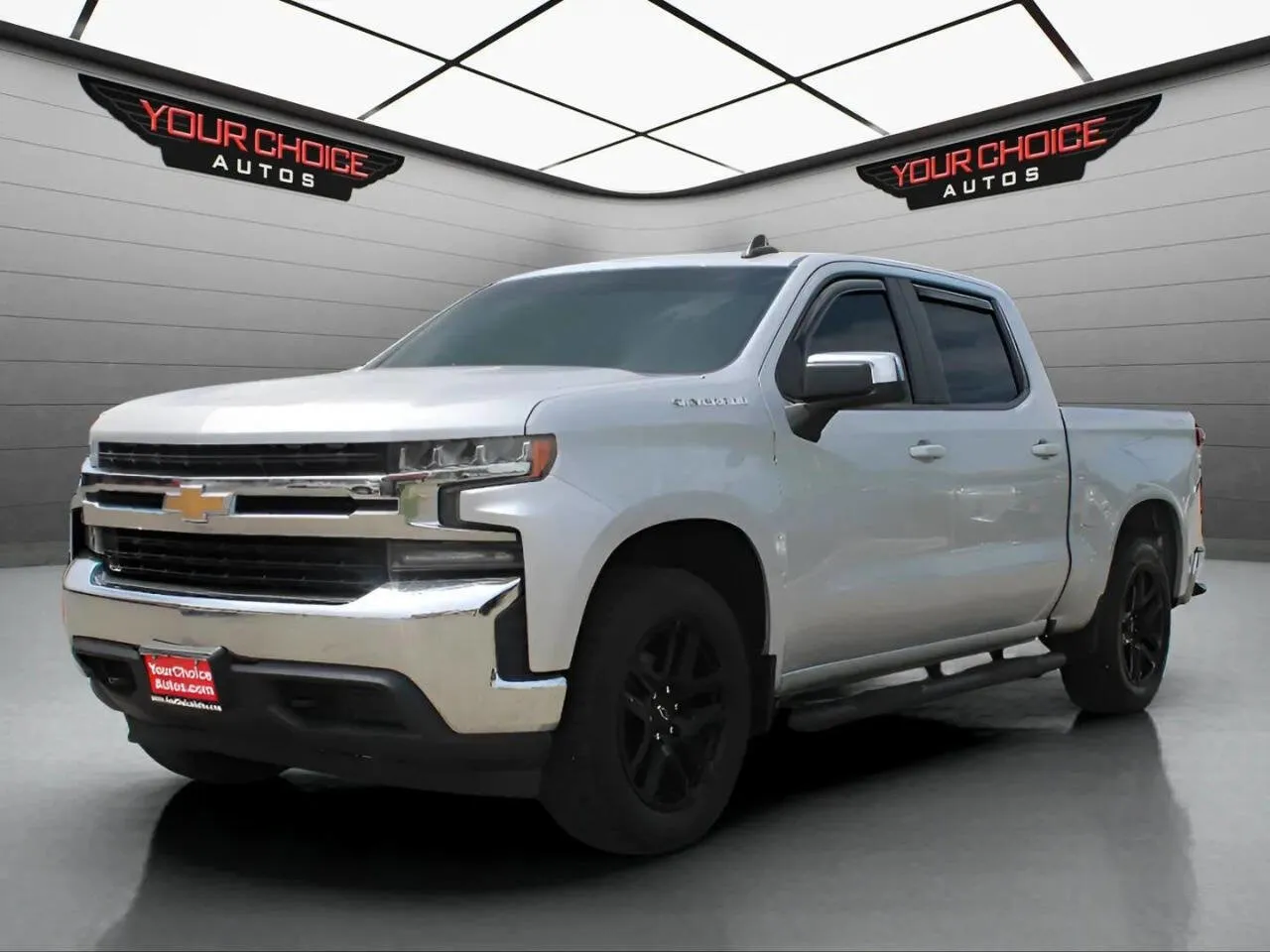 Silver 2019 Chevrolet Silverado 1500 LT for sale in Waukegan, IL