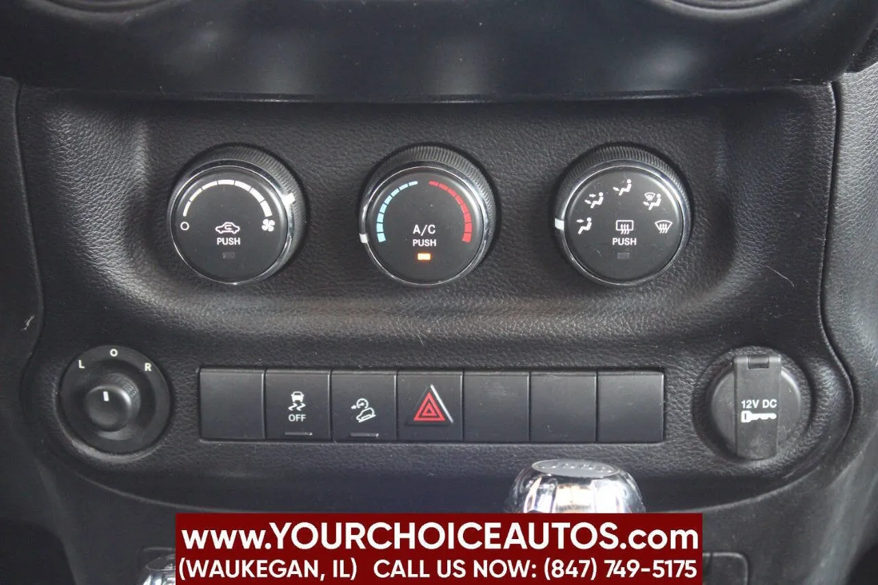 2013 Jeep Wrangler Unlimited Sport - Photo 19