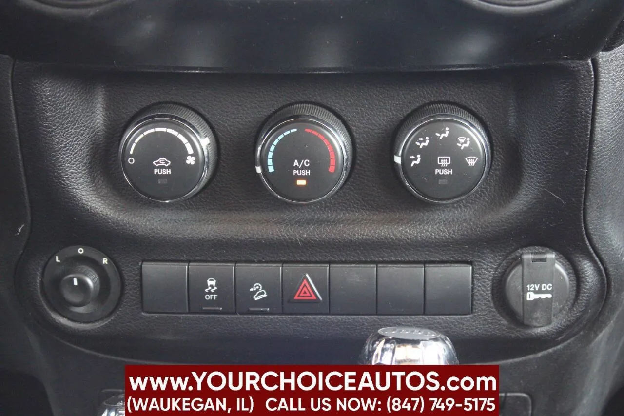 2013 Jeep Wrangler Unlimited Sport - Photo 19