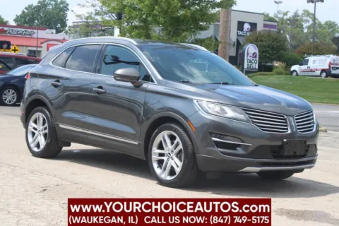 Another view of 2017 Lincoln MKC Reserve for sale in Waukegan, IL at Your Choice Autos - Waukegan