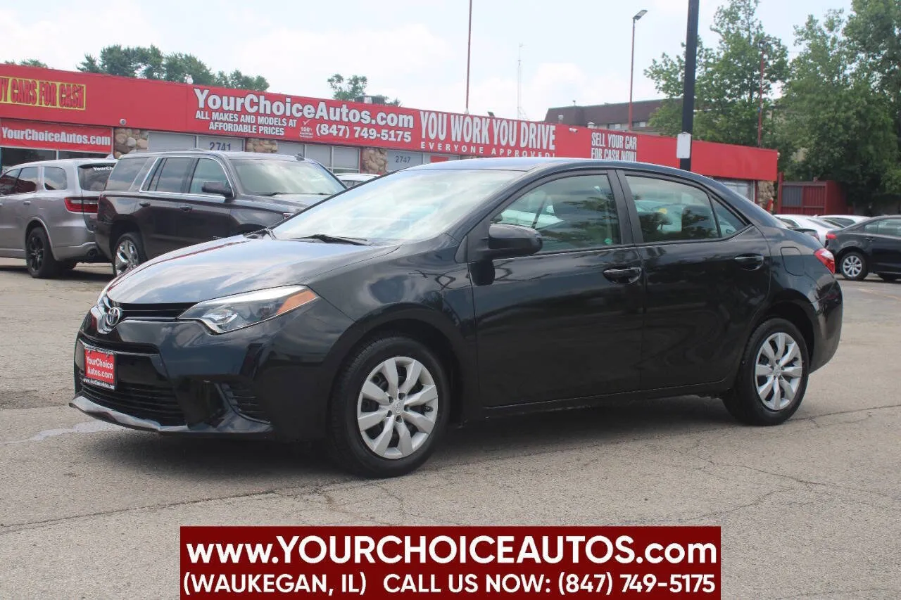 Black 2015 Toyota Corolla LE 4dr Sedan for sale in Waukegan, IL