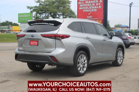 Another view of 2021 Toyota Highlander Limited 4dr SUV for sale in Waukegan, IL at Your Choice Autos - Waukegan
