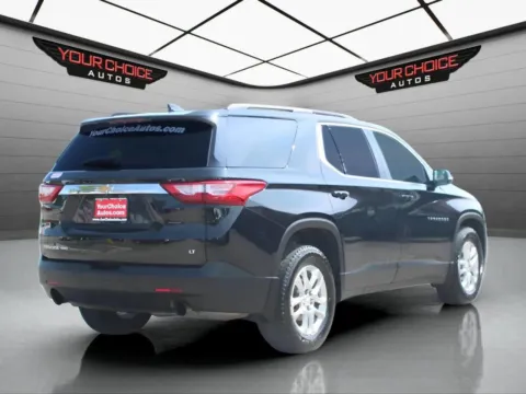 More photos of 2020 Chevrolet Traverse LT Cloth at Your Choice Autos - Waukegan, IL