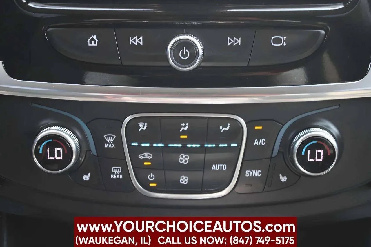 2020 Chevrolet Traverse 1LT - Photo 35