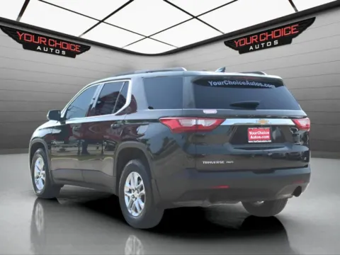 Another view of 2020 Chevrolet Traverse LT Cloth for sale in Waukegan, IL at Your Choice Autos - Waukegan