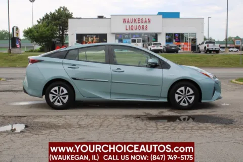 More photos of 2017 Toyota Prius Two 4dr Hatchback at Your Choice Autos - Waukegan, IL