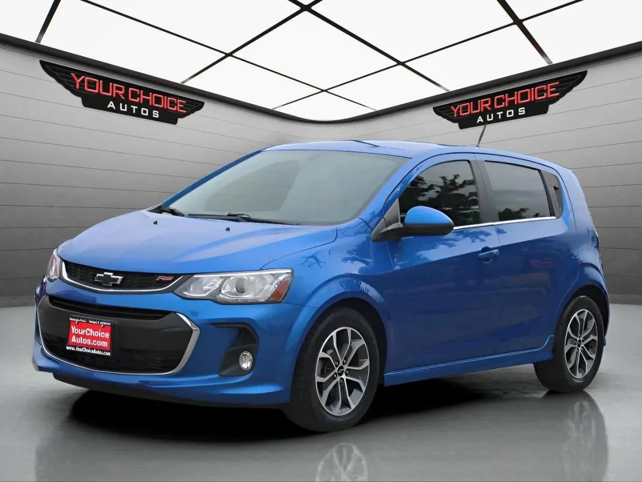 Blue 2020 Chevrolet Sonic LT for sale in Waukegan, IL