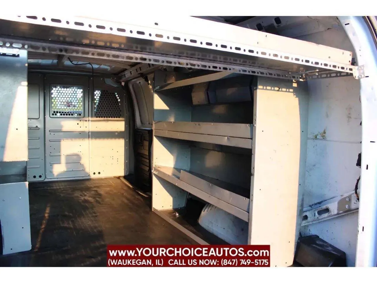 2016 GMC Savana Cargo Work Van - Photo 10