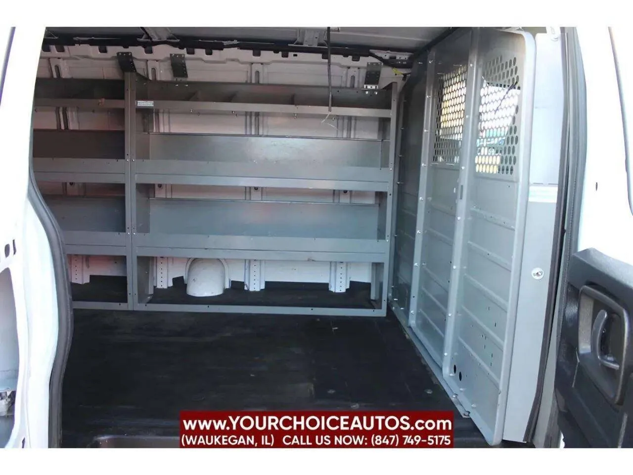 2016 GMC Savana Cargo Work Van - Photo 16