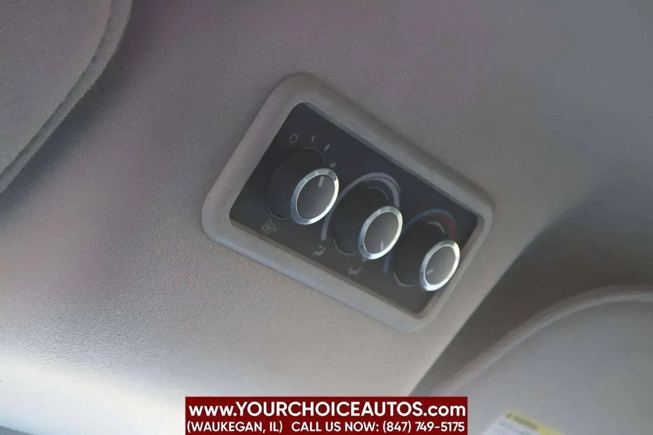 2016 GMC Savana Cargo Work Van - Photo 14