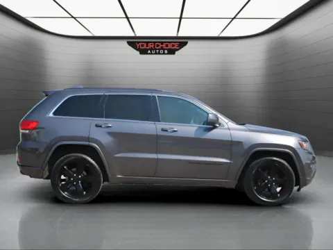 More photos of 2014 Jeep Grand Cherokee Altitude at Your Choice Autos - Waukegan, IL
