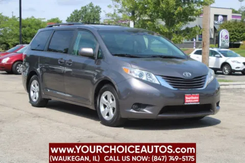 Another view of 2016 Toyota Sienna LE 8 Passenger 4dr Mini Van for sale in Waukegan, IL at Your Choice Autos - Waukegan