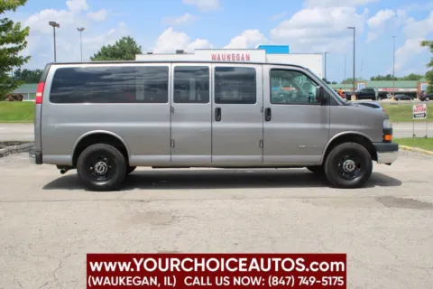 More photos of 2006 GMC Savana Passenger LS 3500 3dr Extended Passenger Van at Your Choice Autos - Waukegan, IL