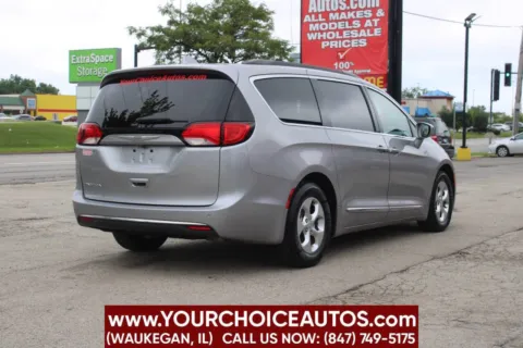 More photos of 2017 Chrysler Pacifica Touring-L at Your Choice Autos - Waukegan, IL