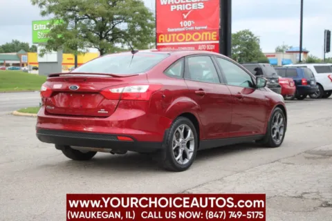 More photos of 2013 Ford Focus SE at Your Choice Autos - Waukegan, IL