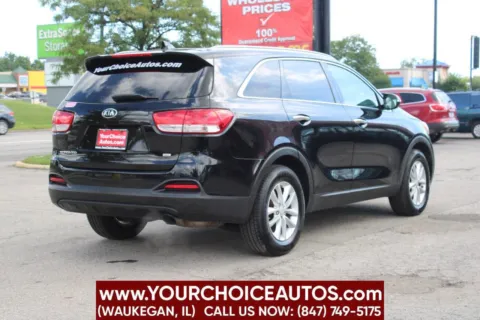 More photos of 2018 Kia Sorento LX at Your Choice Autos - Waukegan, IL
