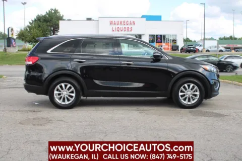 More photos of 2018 Kia Sorento LX at Your Choice Autos - Waukegan, IL