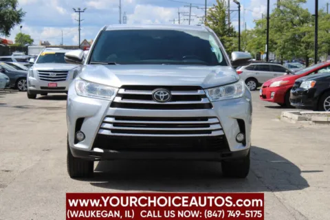 Photos of 2019 Toyota Highlander LE 4dr SUV (3.5L V6) for sale in Waukegan, IL at Your Choice Autos - Waukegan