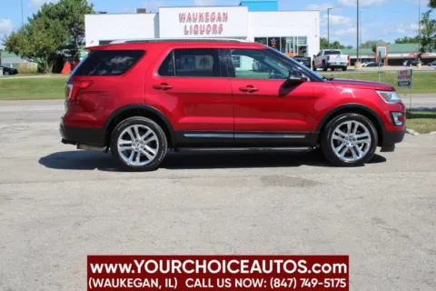 More photos of 2017 Ford Explorer XLT at Your Choice Autos - Waukegan, IL